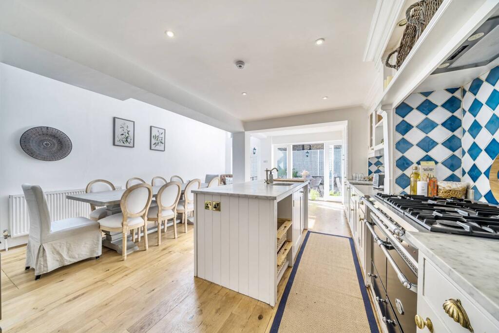 6 bed Detached for rent in London. From Foxtons - Fulham Broadway 6 bed Detached for rent in London. From Foxtons - Fulham Broadway