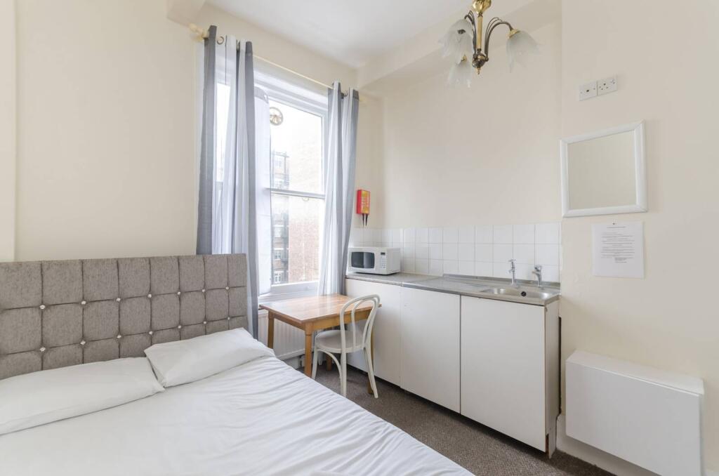0 bed Studio for rent in London. From Foxtons - Fulham Broadway