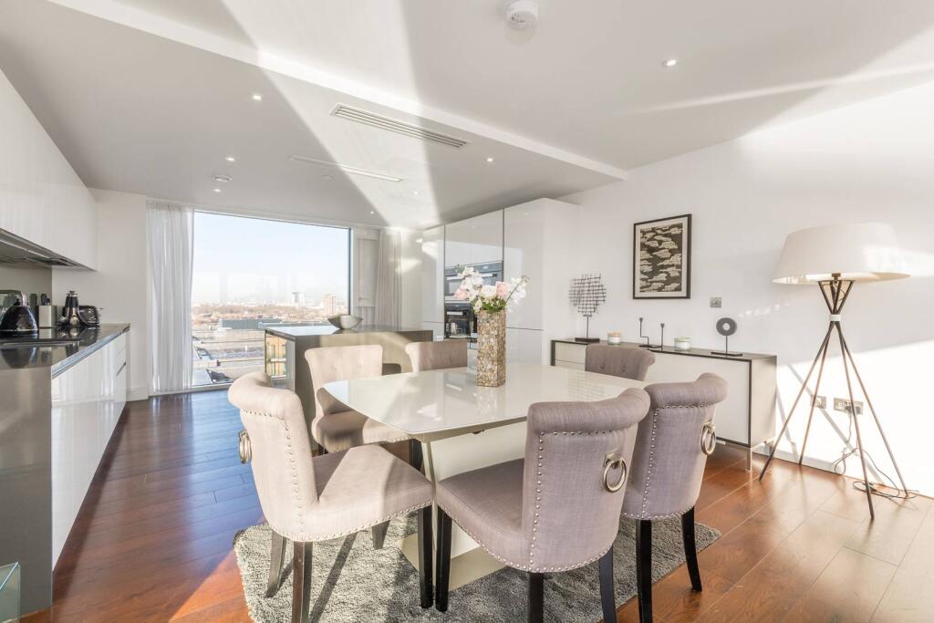 2 bed Penthouse for rent in London. From Foxtons - Fulham Broadway