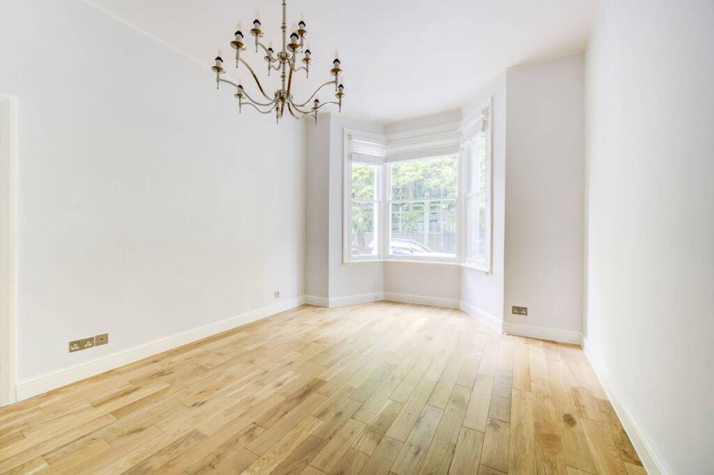 5 bed Mid Terraced House for rent in London. From Foxtons - Fulham Broadway 5 bed Mid Terraced House for rent in London. From Foxtons - Fulham Broadway