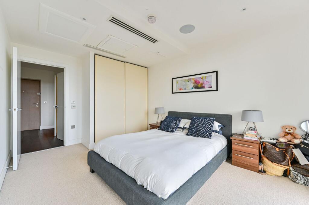 1 bed 1st Floor Flat for rent in London. From Foxtons - Fulham Broadway