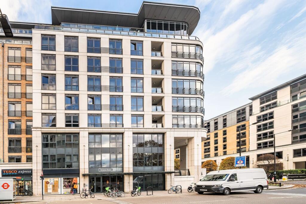 4 bed Studio for rent in London. From Foxtons - Fulham Broadway