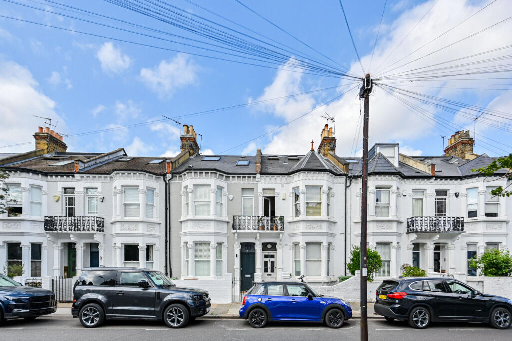 4 bed Studio for rent in Fulham. From Foxtons - Fulham Broadway