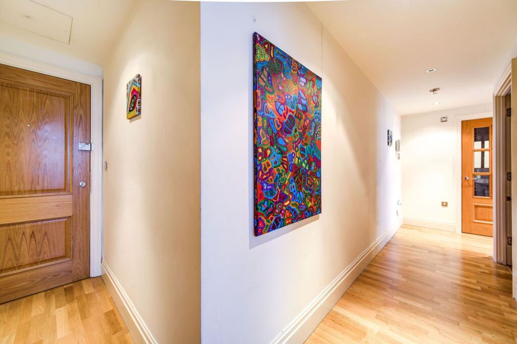 2 bed 1st Floor Flat for rent in London. From Foxtons - Fulham Broadway
