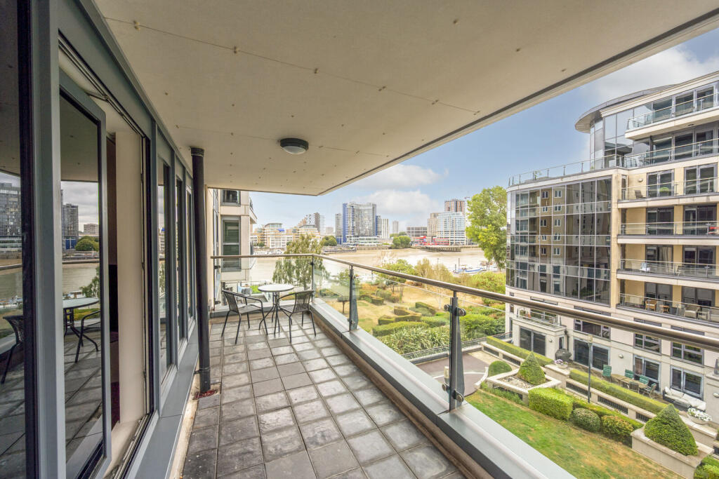 2 bed 1st Floor Flat for rent in Fulham. From Foxtons - Fulham Broadway