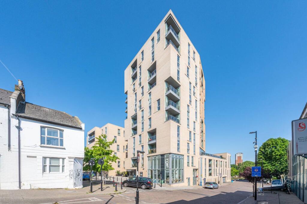 2 bed 1st Floor Flat for rent in London. From Foxtons - Greenwich