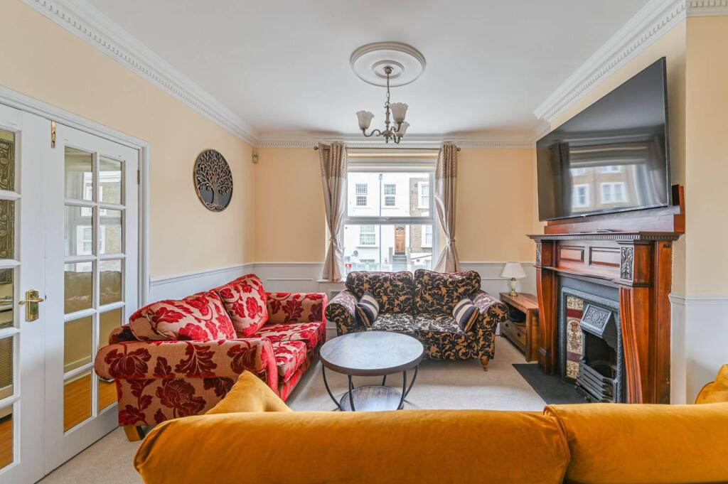 3 bed Annexe for rent in London. From Foxtons - Greenwich