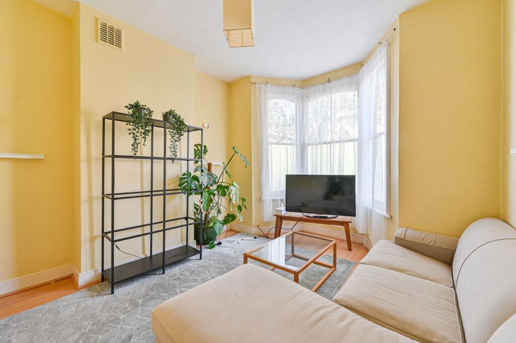 4 bed Mid Terraced House for rent in London. From Foxtons - Greenwich 4 bed Mid Terraced House for rent in London. From Foxtons - Greenwich
