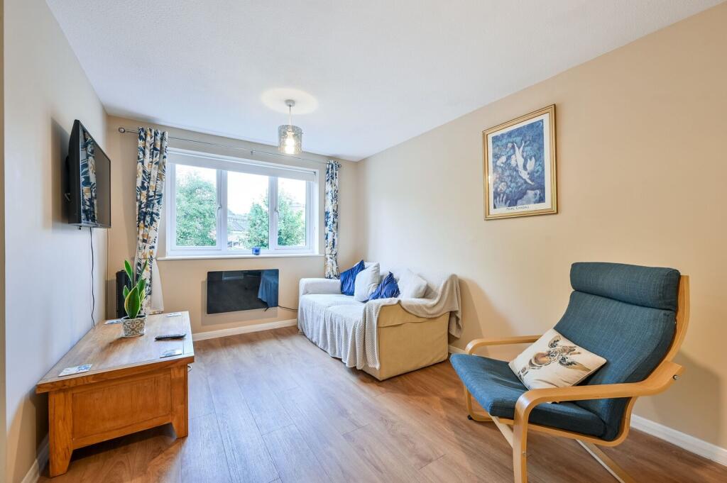 1 bed 1st Floor Flat for rent in London. From Foxtons - Greenwich