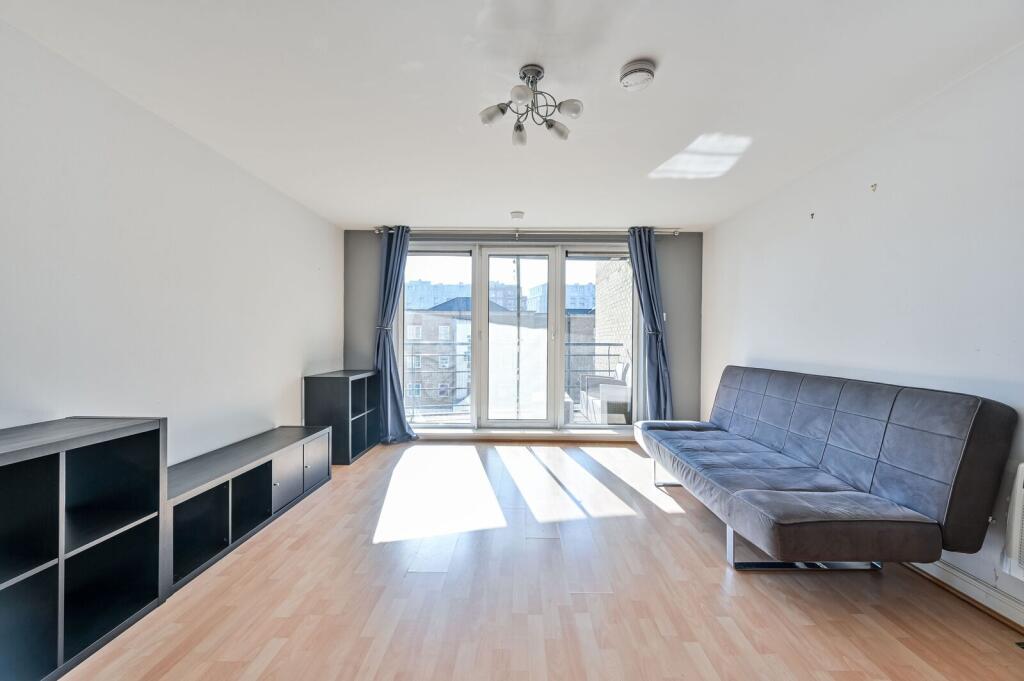1 bed 1st Floor Flat for rent in Deptford. From Foxtons - Greenwich