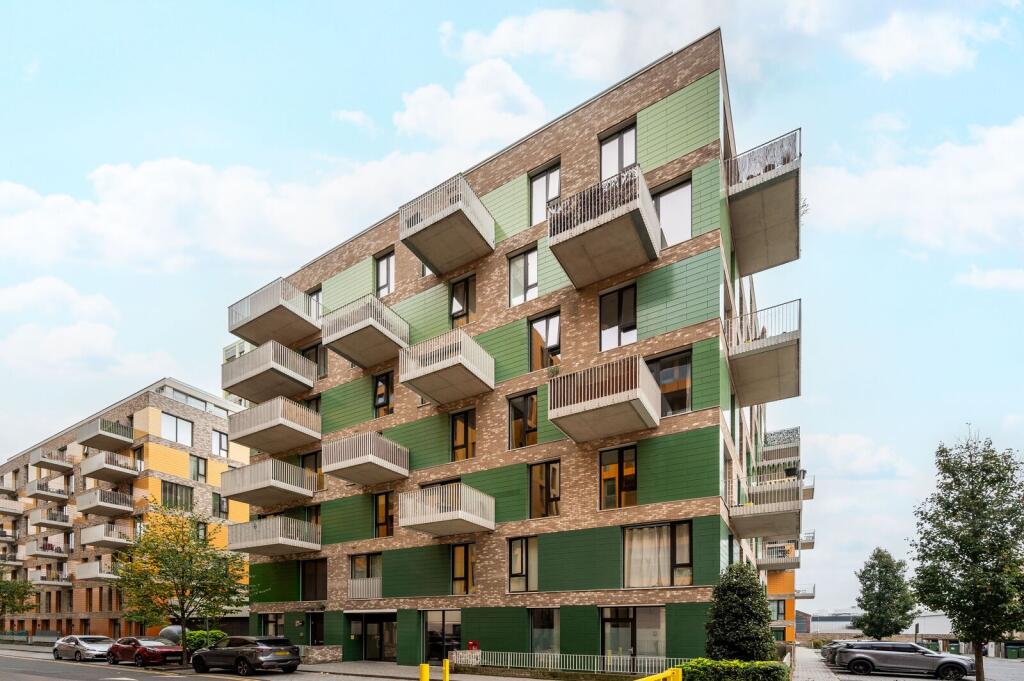 2 bed 1st Floor Flat for rent in London. From Foxtons - Greenwich