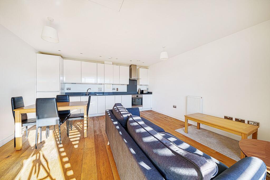 2 bed 1st Floor Flat for rent in Greenwich. From Foxtons - Greenwich 2 bed 1st Floor Flat for rent in Greenwich. From Foxtons - Greenwich