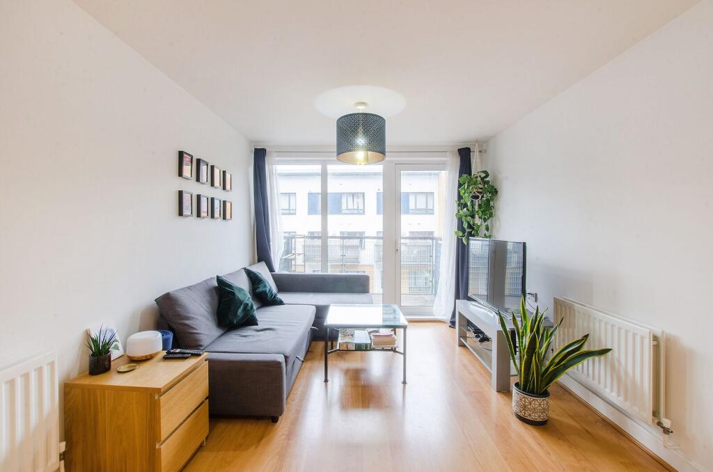 2 bed 1st Floor Flat for rent in London. From Foxtons - Greenwich 2 bed 1st Floor Flat for rent in London. From Foxtons - Greenwich