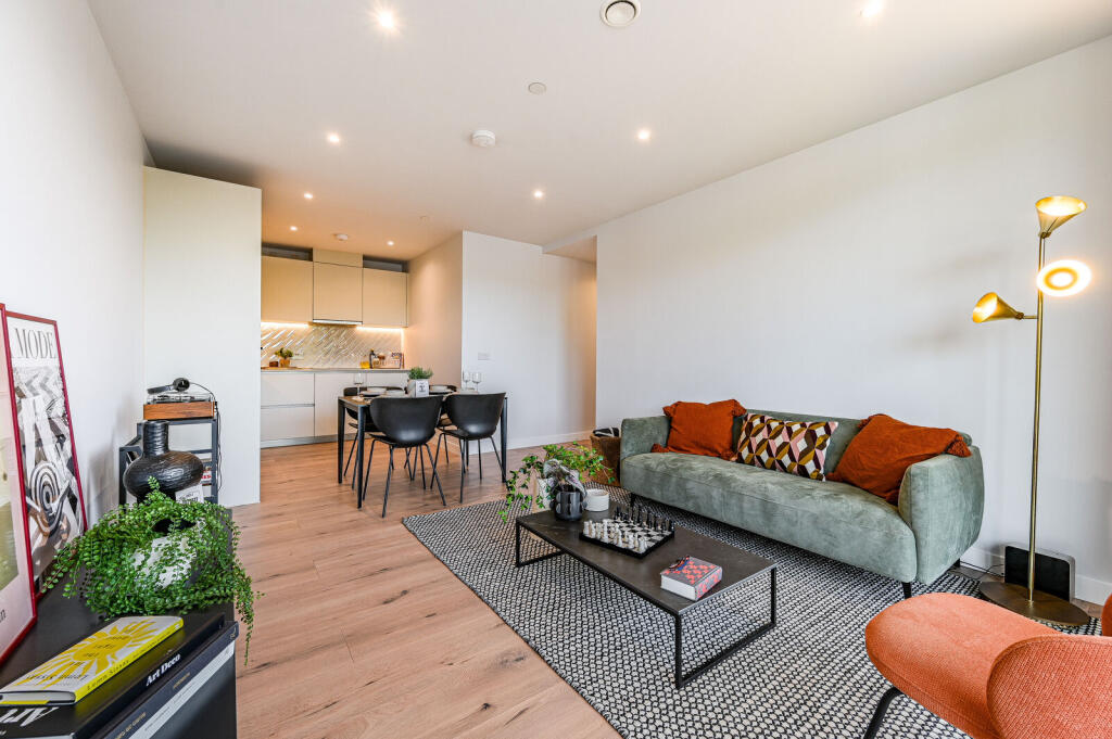 3 bed 1st Floor Flat for rent in London. From Foxtons - Greenwich 3 bed 1st Floor Flat for rent in London. From Foxtons - Greenwich