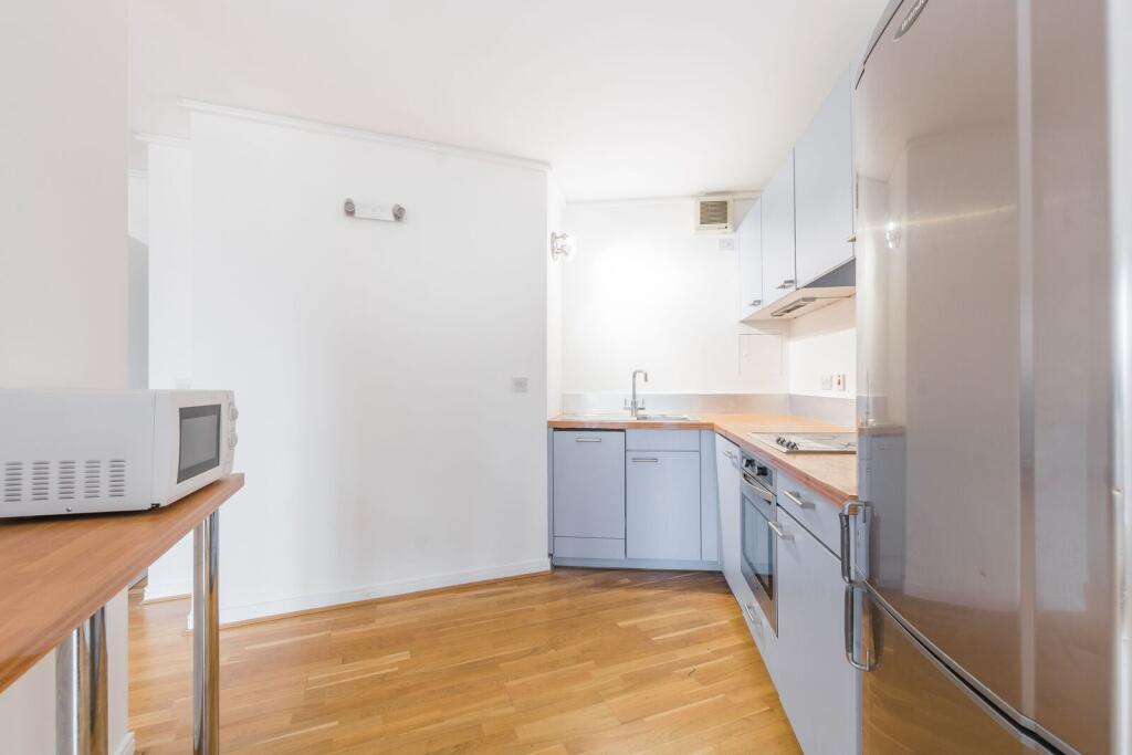 2 bed 1st Floor Flat for rent in London. From Foxtons - Greenwich 2 bed 1st Floor Flat for rent in London. From Foxtons - Greenwich