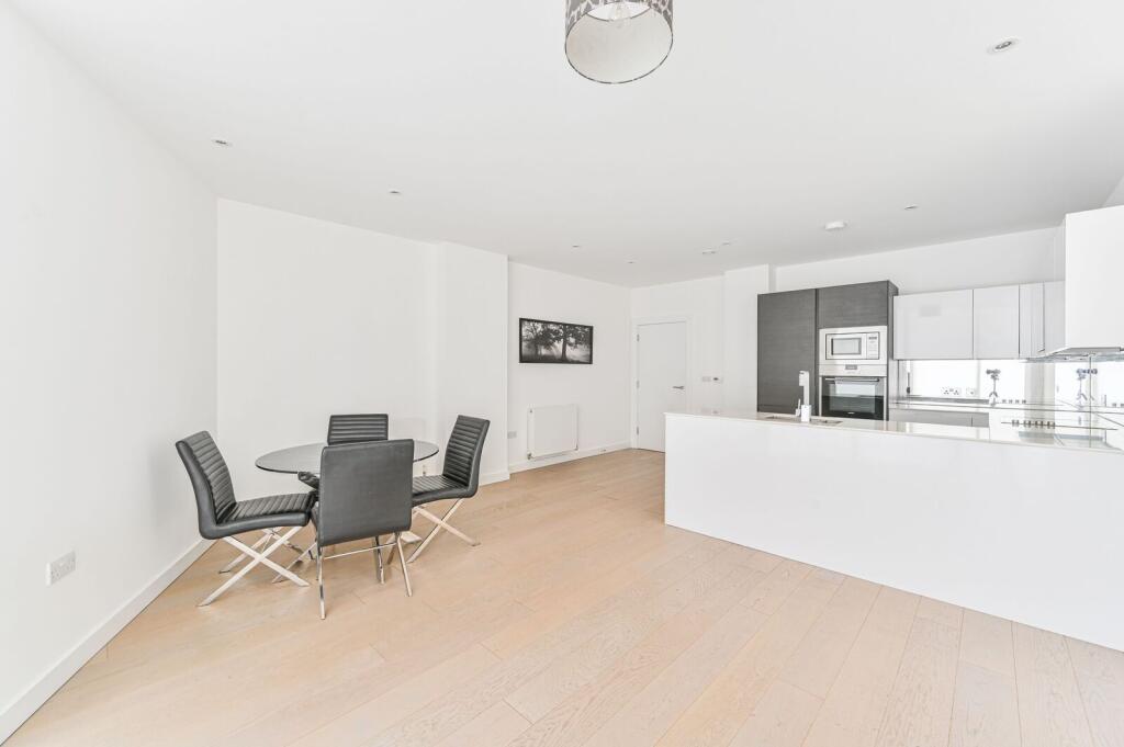 2 bed 1st Floor Flat for rent in London. From Foxtons - Greenwich 2 bed 1st Floor Flat for rent in London. From Foxtons - Greenwich