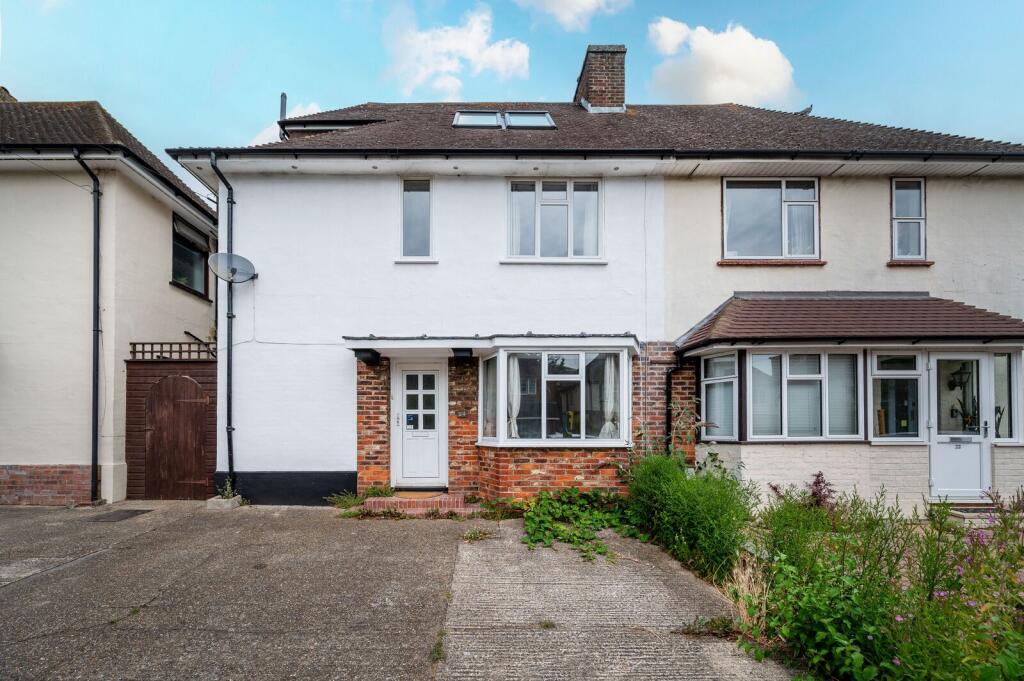 4 bed End of Terrace for rent in Guildford. From Foxtons - Guildford 4 bed End of Terrace for rent in Guildford. From Foxtons - Guildford