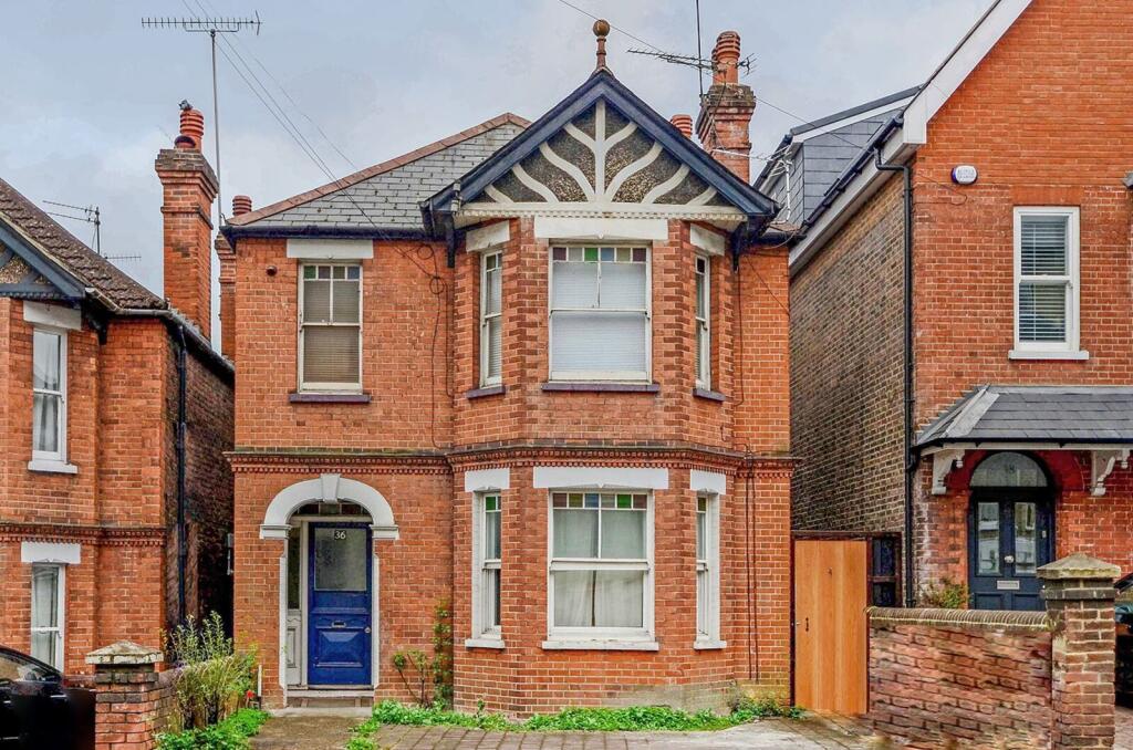 2 bed 1st Floor Flat for rent in Guildford. From Foxtons - Guildford 2 bed 1st Floor Flat for rent in Guildford. From Foxtons - Guildford