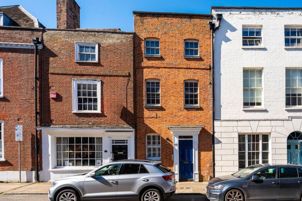 4 bed Studio for rent in Guildford. From Foxtons - Guildford
