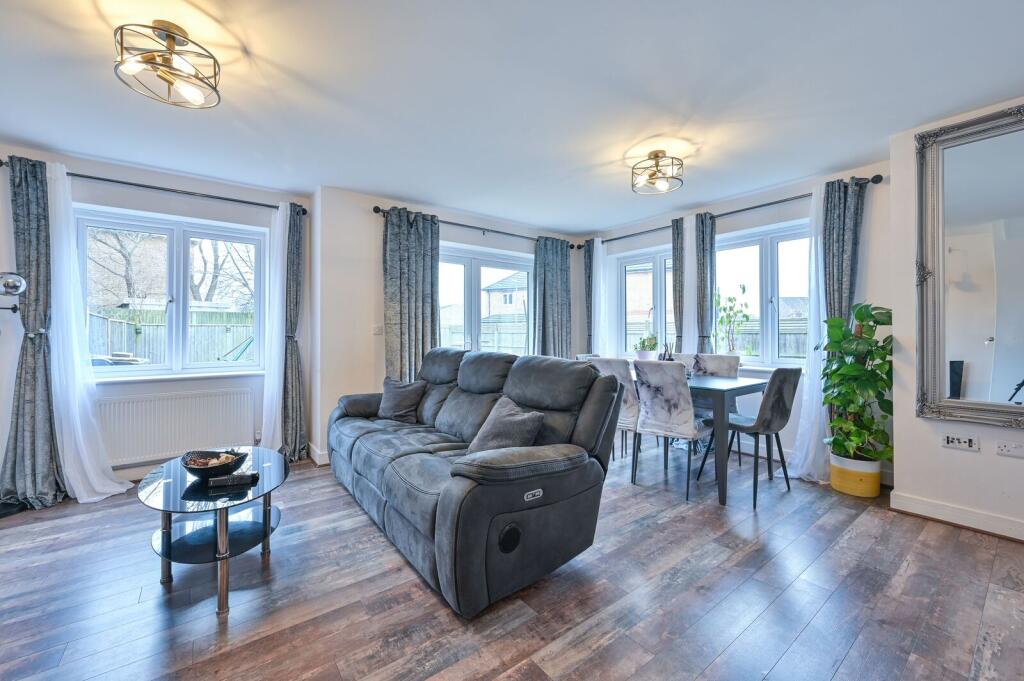 3 bed Semi Detached for rent in Guildford. From Foxtons - Guildford