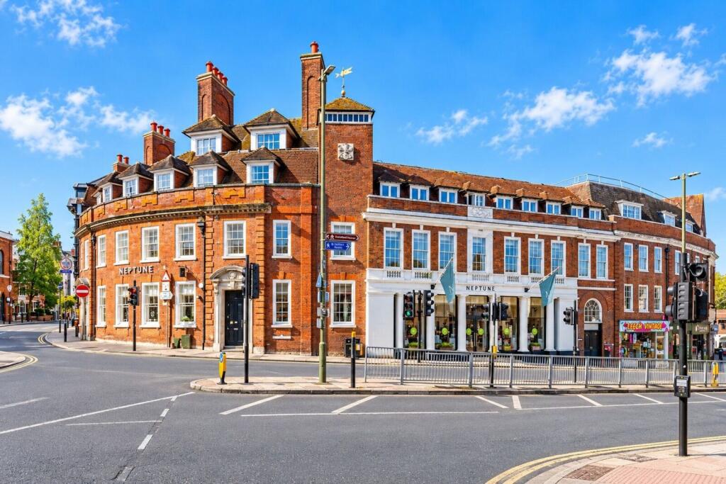 1 bed 1st Floor Flat for rent in Guildford. From Foxtons - Guildford 1 bed 1st Floor Flat for rent in Guildford. From Foxtons - Guildford