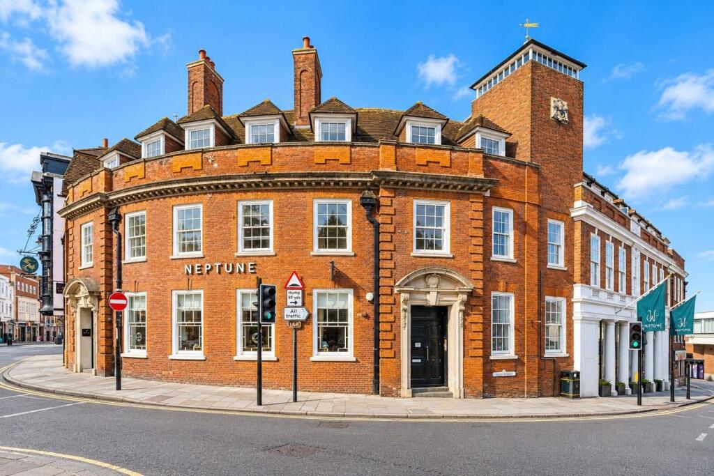 1 bed 1st Floor Flat for rent in Guildford. From Foxtons - Guildford