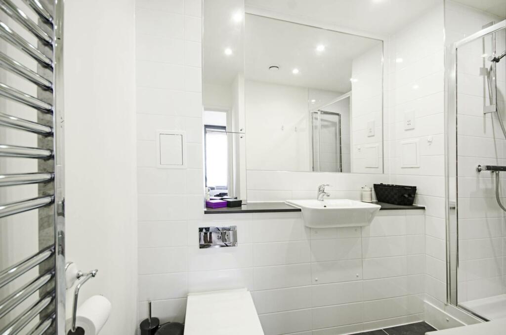 1 bed 1st Floor Flat for rent in London. From Foxtons - Hackney