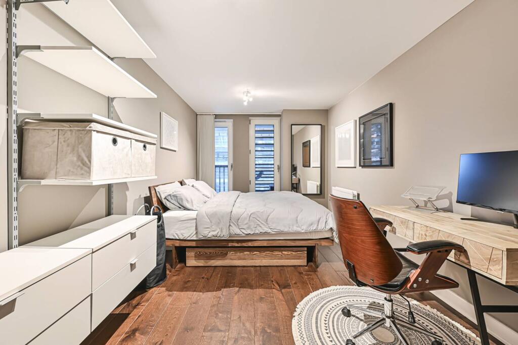 1 bed 1st Floor Flat for rent in London. From Foxtons - Hackney