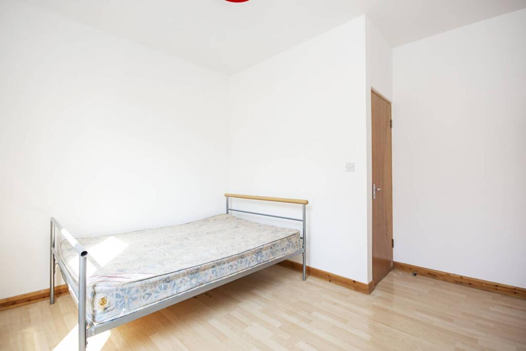 1 bed 1st Floor Flat for rent in London. From Foxtons - Hackney