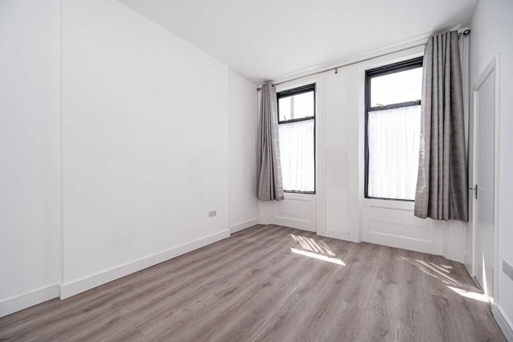 1 bed 1st Floor Flat for rent in London. From Foxtons - Hackney