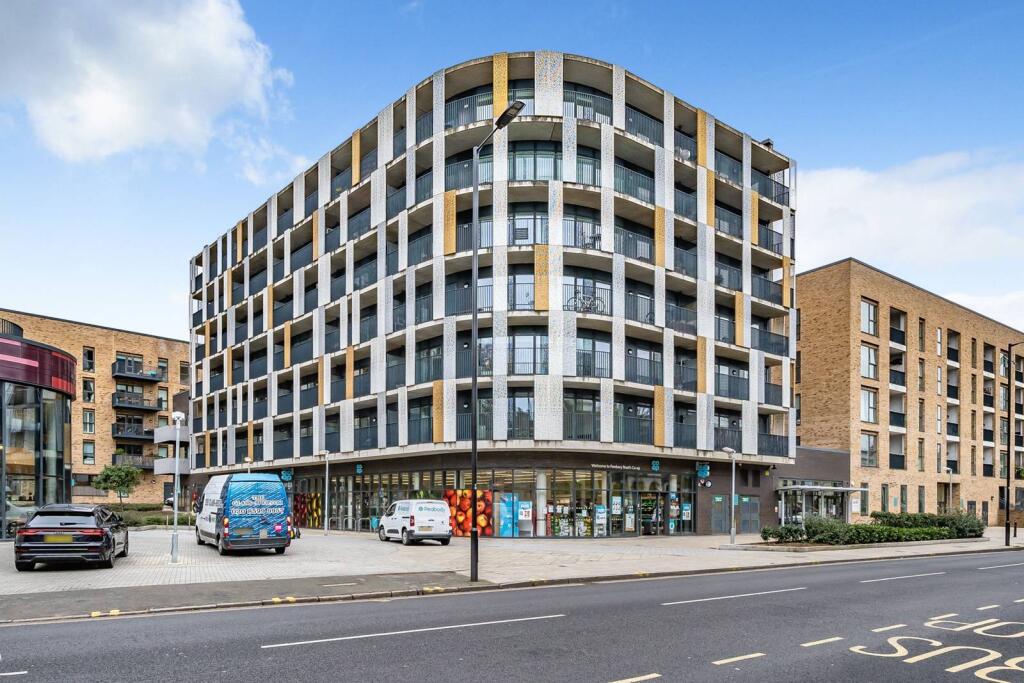 1 bed 1st Floor Flat for rent in London. From Foxtons - Hackney