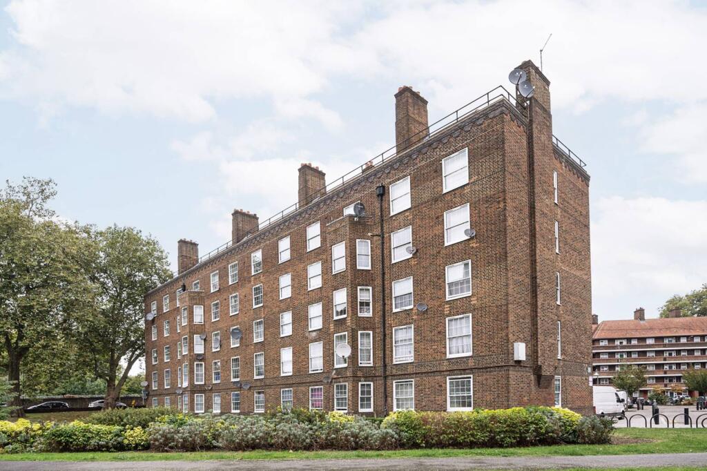 4 bed 1st Floor Flat for rent in London. From Foxtons - Hackney