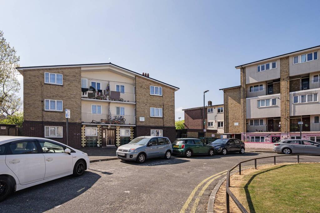 3 bed Annexe for rent in London. From Foxtons - Hackney