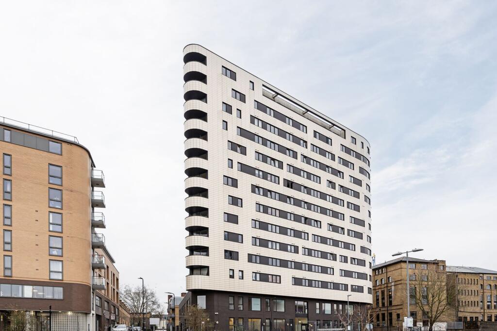1 bed 1st Floor Flat for rent in Hackney. From Foxtons - Hackney
