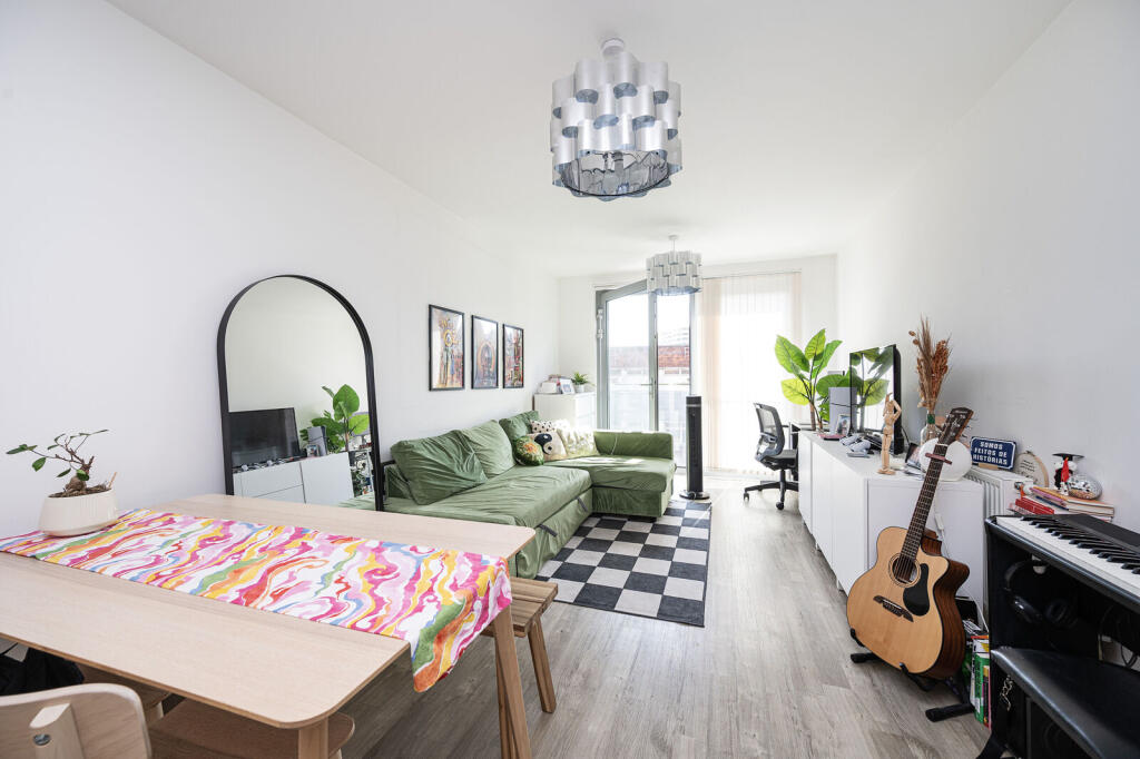 1 bed 1st Floor Flat for rent in Stoke Newington. From Foxtons - Hackney