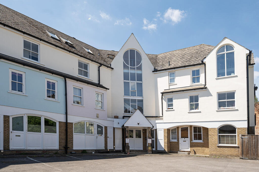 2 bed 1st Floor Flat for rent in Hackney. From Foxtons - Hackney 2 bed 1st Floor Flat for rent in Hackney. From Foxtons - Hackney