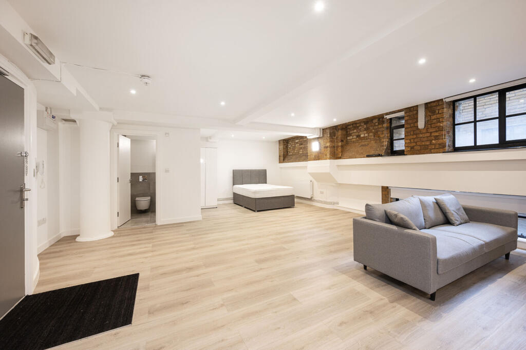 4 bed Studio for rent in Hackney. From Foxtons - Hackney 4 bed Studio for rent in Hackney. From Foxtons - Hackney