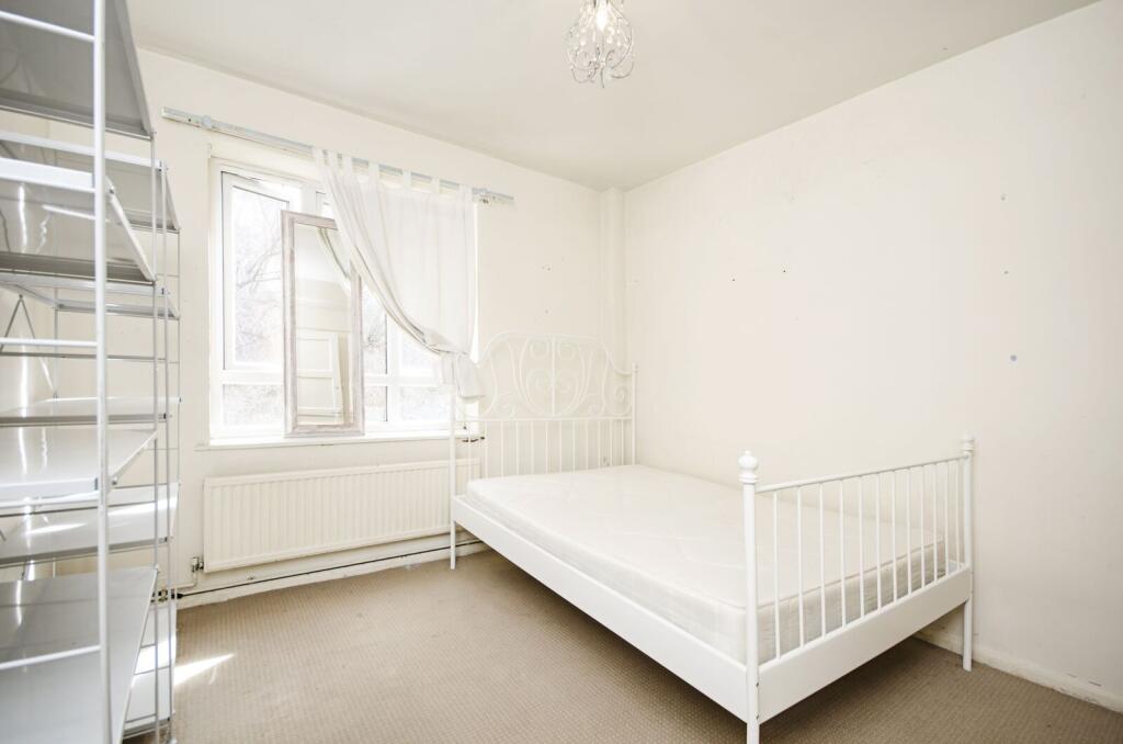 3 bed 1st Floor Flat for rent in London. From Foxtons - Hackney
