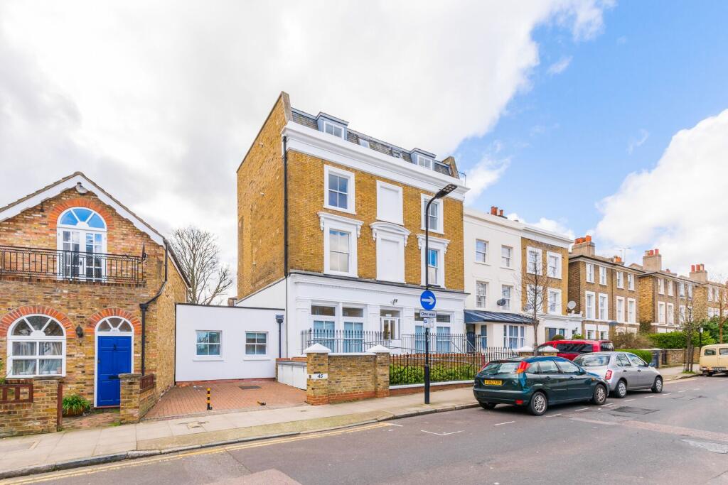 1 bed 1st Floor Flat for rent in London. From Foxtons - Hackney 1 bed 1st Floor Flat for rent in London. From Foxtons - Hackney