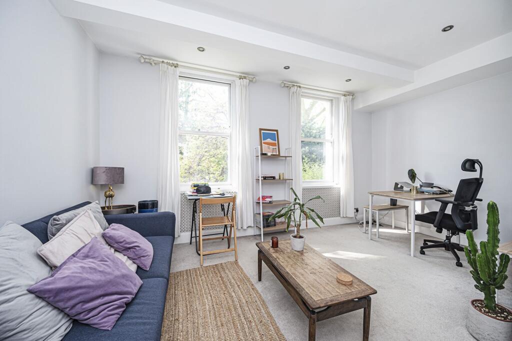 2 bed 1st Floor Flat for rent in London. From Foxtons - Hackney