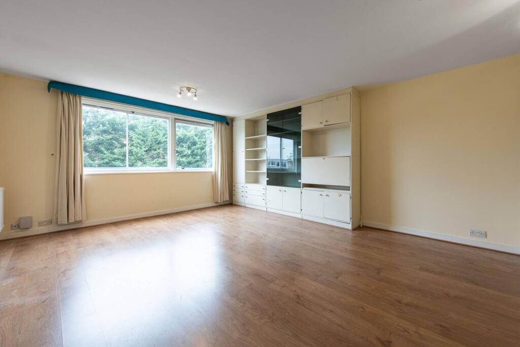 2 bed 1st Floor Flat for rent in London. From Foxtons - Hampstead