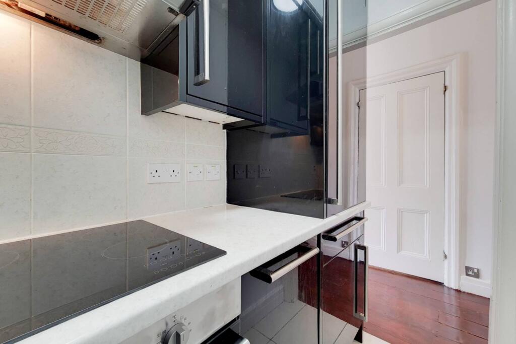 1 bed 1st Floor Flat for rent in London. From Foxtons - Hampstead