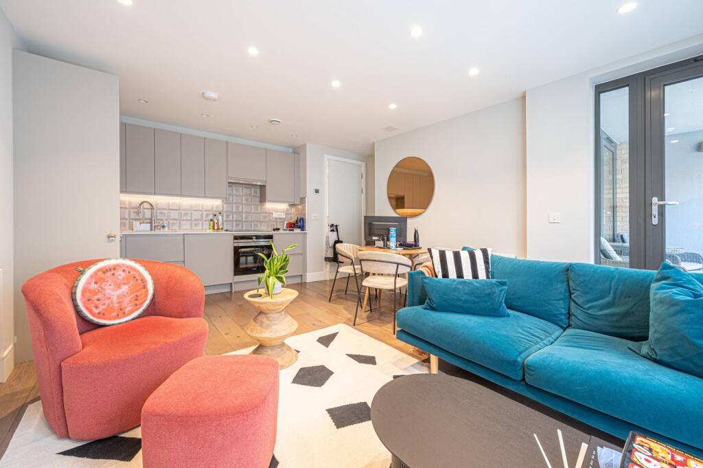 1 bed 1st Floor Flat for rent in London. From Foxtons - Hampstead