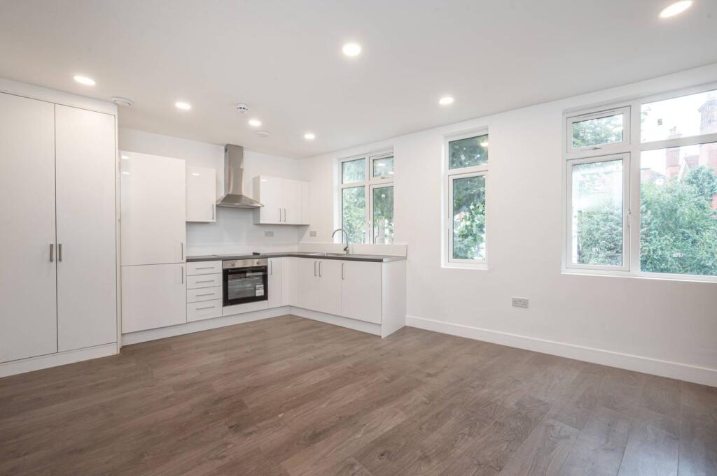 1 bed 1st Floor Flat for rent in Hampstead. From Foxtons - Hampstead