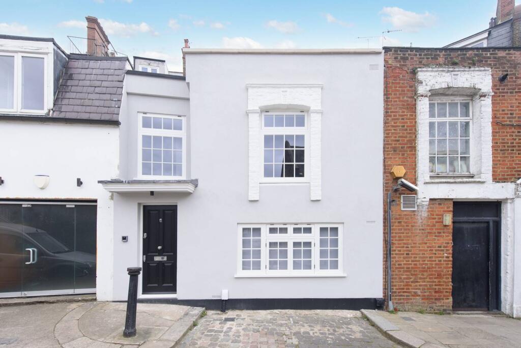 2 bed Mid Terraced House for rent in London. From Foxtons - Hampstead