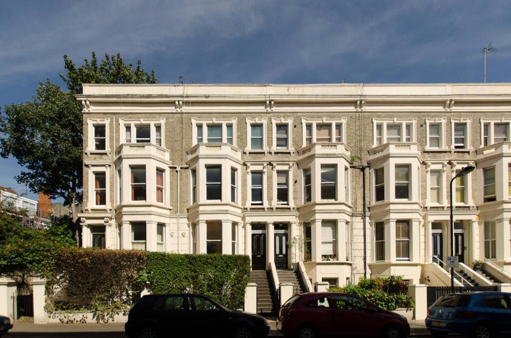 3 bed 1st Floor Flat for rent in London. From Foxtons - Hampstead