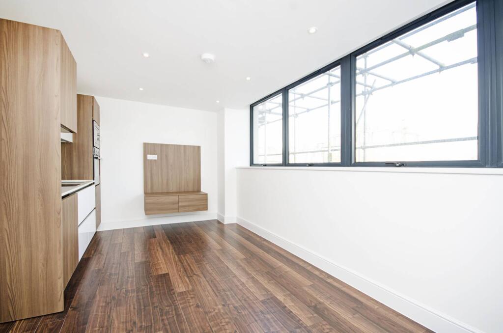 1 bed 1st Floor Flat for rent in London. From Foxtons - Hampstead