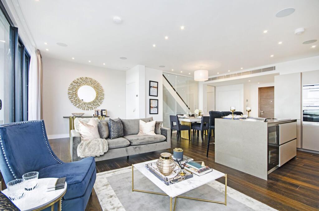 3 bed Penthouse for rent in Hampstead. From Foxtons - Hampstead