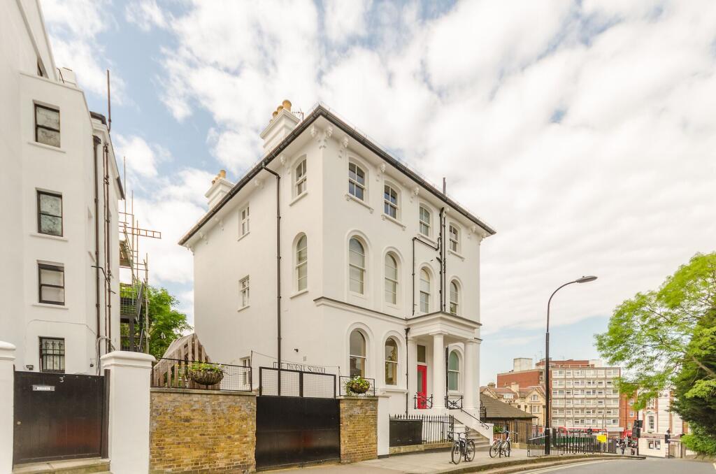 3 bed 1st Floor Flat for rent in London. From Foxtons - Hampstead