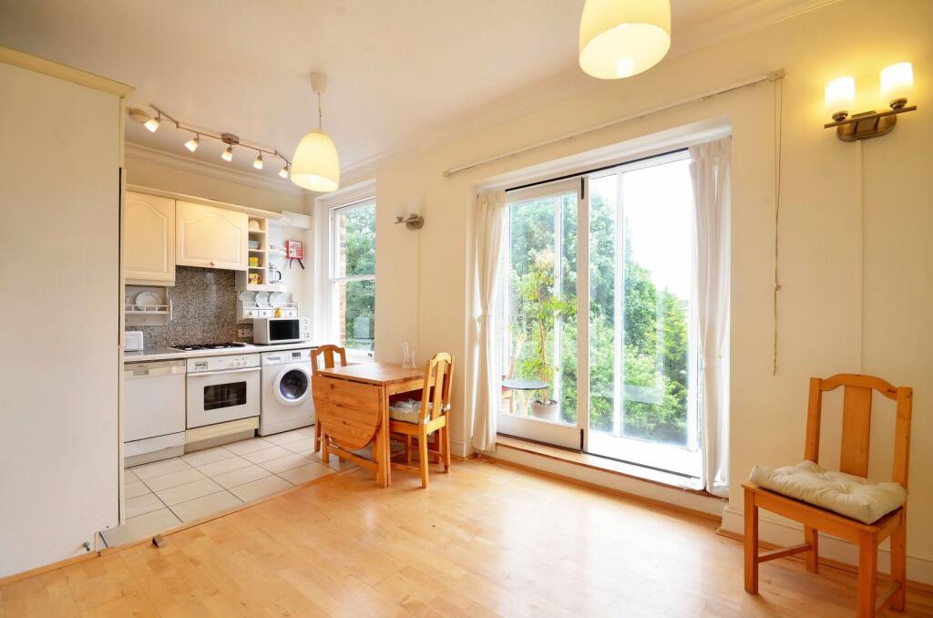 1 bed 1st Floor Flat for rent in London. From Foxtons - Hampstead 1 bed 1st Floor Flat for rent in London. From Foxtons - Hampstead